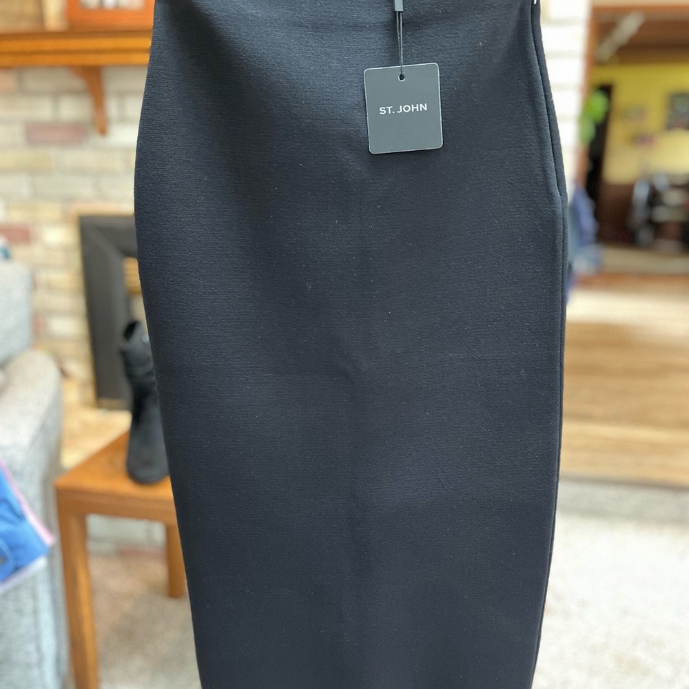 St.John Beautiful Maxi Skirt Timeless Black Stretch Never Used